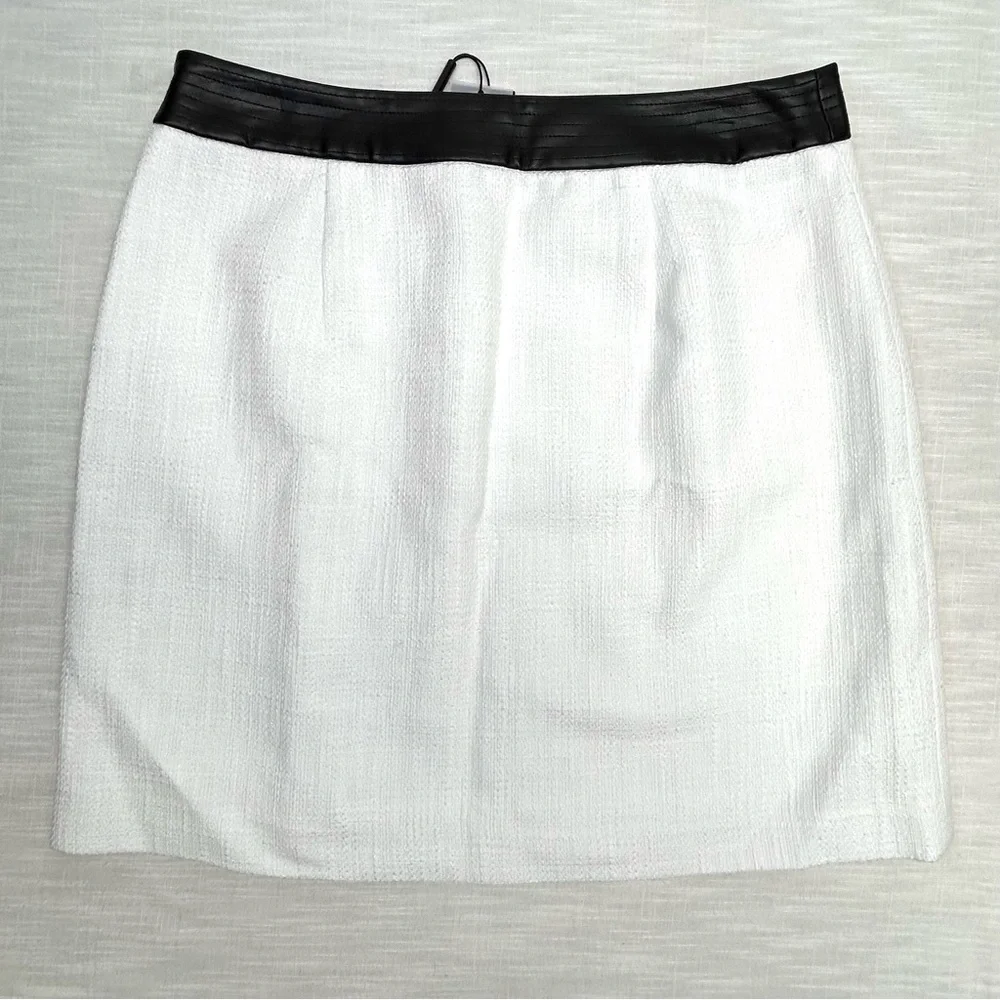 Karl Lagerfeld PARIS tweed skirt 10 white w contrasting trim Pockets above knee - Picture 3 of 16